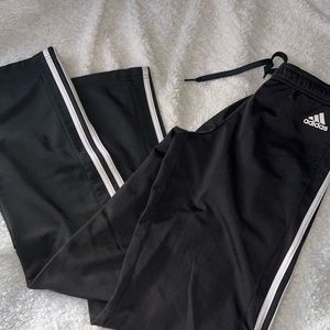 Woman’s Adidas Sweatpants